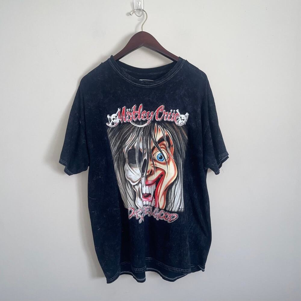 Retro Motley Crue Dr. Feel Good Band T-Shirt (0082)